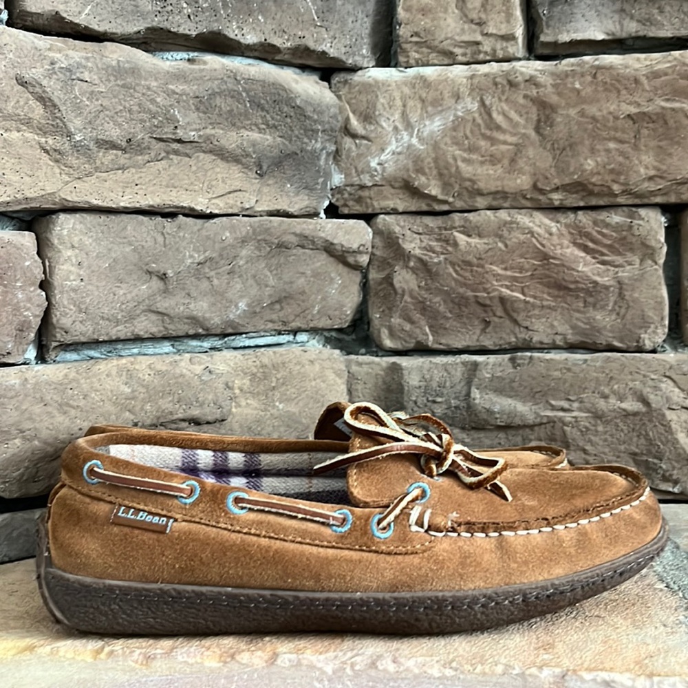 LL Bean Mocossain Suede Slipper / Flannel lined / SZ 8